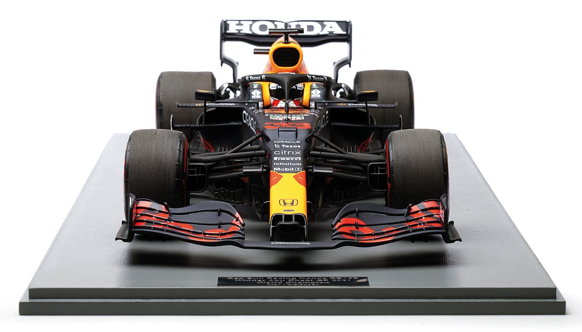 Spark Verstappen 2021 Red Bull RB16B header